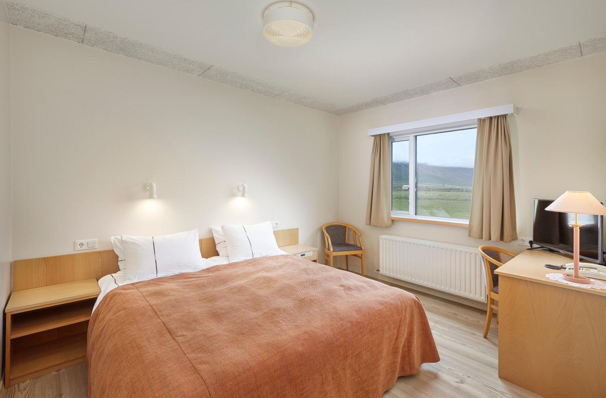 Storutjarnir Hotel Tjarnir מראה חיצוני תמונה